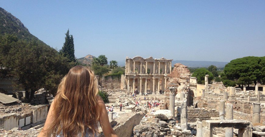 If you are interested in history, we can offer you join our Ephesus Tours. Because Ephesus is a important ancient city, because of Romans and Greeks. The history of Ephesus goes to over 2000 years.